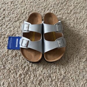 Birkenstock Kids Metallic Silver Sandals size 3